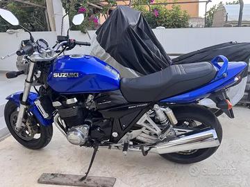 suzuki gsx 1400