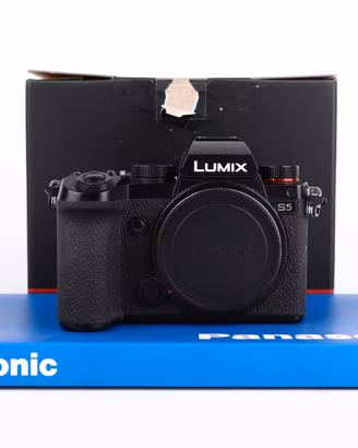 Panasonic Lumix S5 USATO GARANTITO PER DUE ANNI