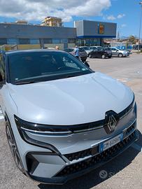 Renault megane elettrica