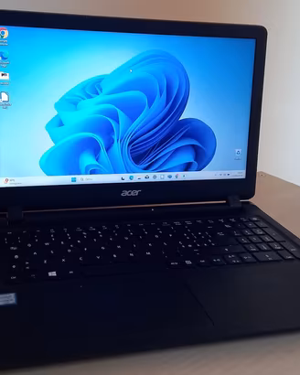 Acer Extensa 2540 15.6" Intel 6 gen./8gb/500gb/w11