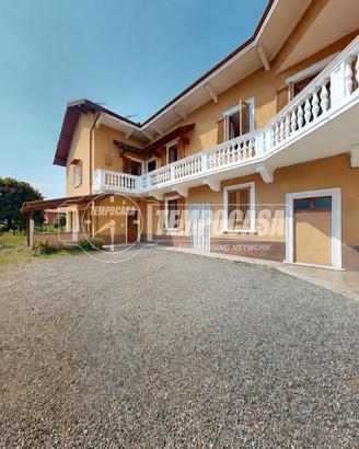 SOLUZIONE INDIPENDENTE CON GIARDINO