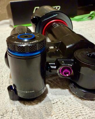 Mono rockshox Vivid plus Rc2 air nuovo
