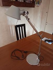 Lampada da tavolo Artemide Tolomeo 