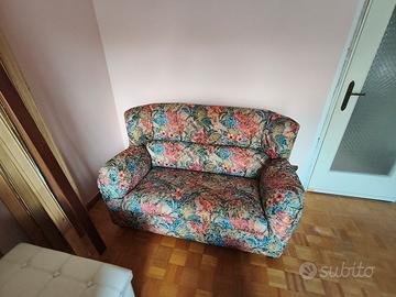DIVANO letto e POLTRONA
