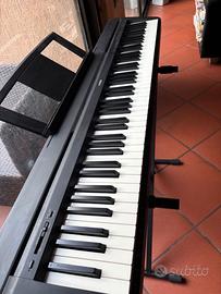 Pianoforte digitale Yamaha 88 tasti con pedale