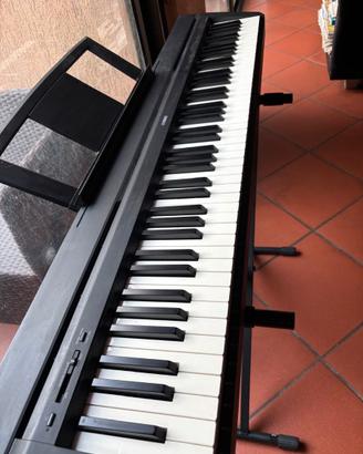 Pianoforte digitale Yamaha 88 tasti con pedale