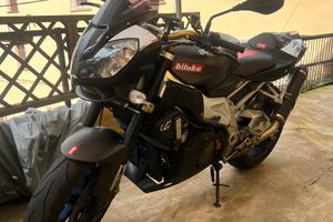 Aprilia tuono 1000r factory