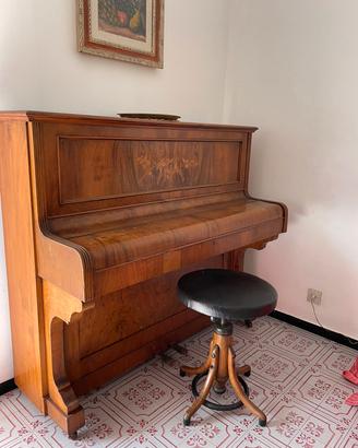 Pianoforte a muro