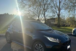 Toyota Yaris Hybrid Lounge