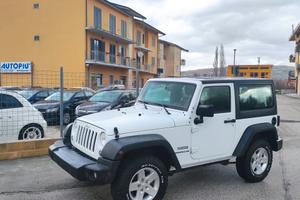 Jeep Wrangler 2.8 Sport CRD DPF