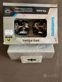 Pedali Shimano