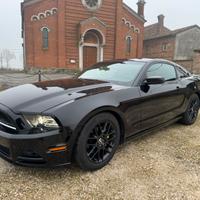 Ford Mustang Versione Americana 3.7