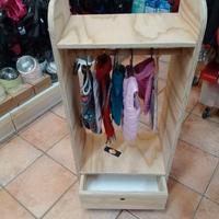 Mobile porta cappottini cani