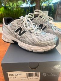 New Balance GR740NW