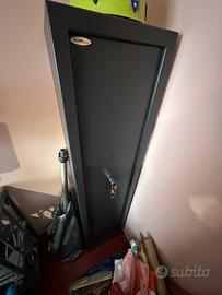 Armadio porta fucili blindato