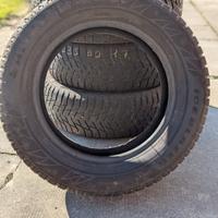 4 gomme invernali 