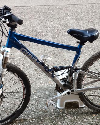 GIANT MTB