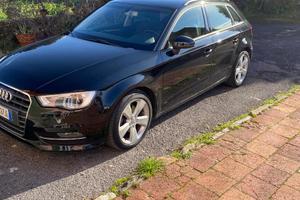 Audi auto