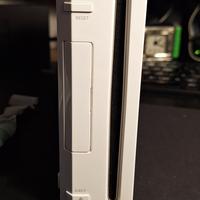 Nintendo Wii con 2 controller e un nunchuck