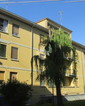3 LOCALI A PARMA