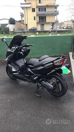 T MAX 500  DEL 2008