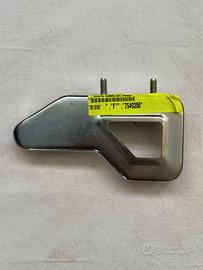 Fiat Panda 141 4x4 - staffa paraurti ant