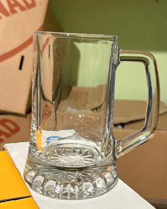 Boccali da birra in vetro