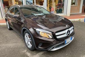 Mercedes-Benz GLA 200 GLA 200 d (cdi) Executive au