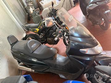 Suzuki Burgman 400 