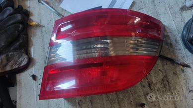 Fanale,stop dx mercedes classe b anno 2008