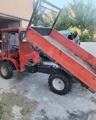 trattore agricolo