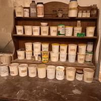 Smalti , colori e materiali per ceramica