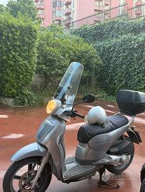 Scarabeo 125