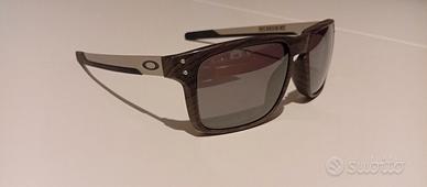 Occhiali Oakley Holbrook Mix marrone con lenti Pri