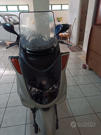 Yamaha Majesty 250