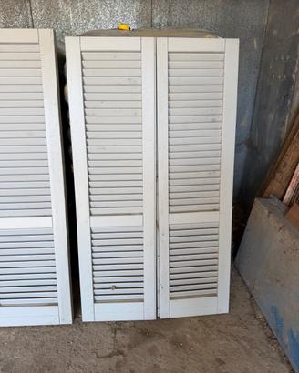 Persiane in legno artigianali bianche