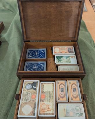 Cofanetto porta carte da gioco vintage 