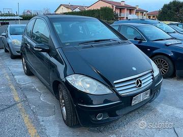 Ricambi usati per Mercedes Classe A 180 CDI 2006