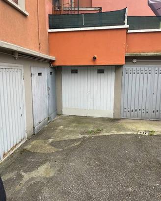 Immobile di 65 m² a Bologna