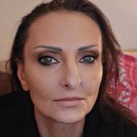 Barista, cameriera, pulizie