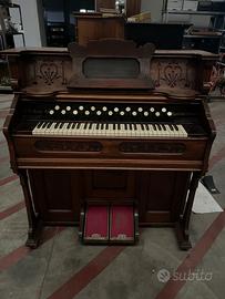 Harmonium Woodstock Canada