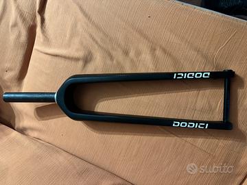 Forcella gravel carbonio