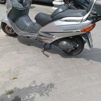 Disponibile Suzuki Burgman 400