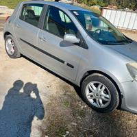 Clio 2006 1.2 benzina