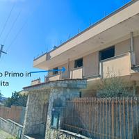 Appartamento indipendente 142 mq e 67 mq baconi