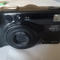 macchina fotografica yashica zoomtec 70