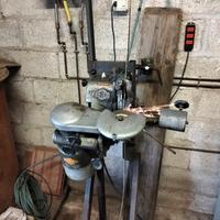 affilatrice e stradatrice per lame sega a nastro 