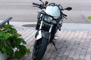 Bmw F800R  anno 2009