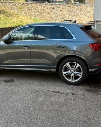 Q3 s-line 2.0  190cv  tdi quattro