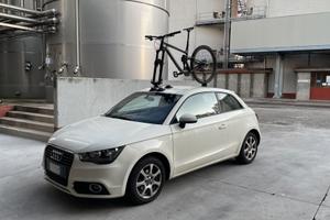 AUDI A1 2011 - 1.2 TFSI 86cv ( OK NEOPATENTATI)